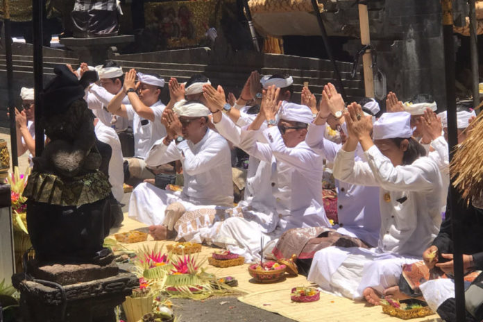 Jero Wacik Tangkil Ke Pura Hulundanu Batur, Ikuti Rangkaian Tawur Agung Manca Wali Krama 1