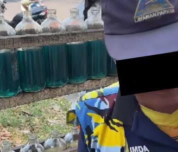 Jual Pertamax Rp50 Ribu di Renon, MA Diamankan Polisi
