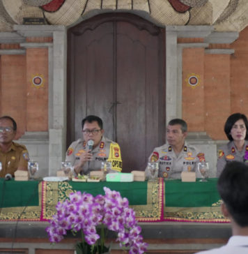 Kapolres Gianyar Ajak Pelajar SMAN 1 Blahbatuh Jauhi Narkoba dan Tertib Berlalulintas