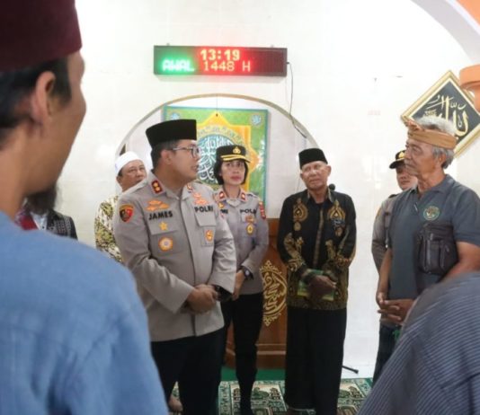 Kapolres Gianyar Ajak Warga Kampung Sindu Dukung Program Bersih Narkoba