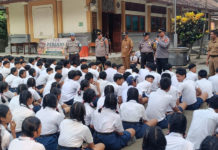 Kapolsek Ubud Sosialisasikan Penerimaan Siswa Baru SMA Kemala Taruna Bhayangkara