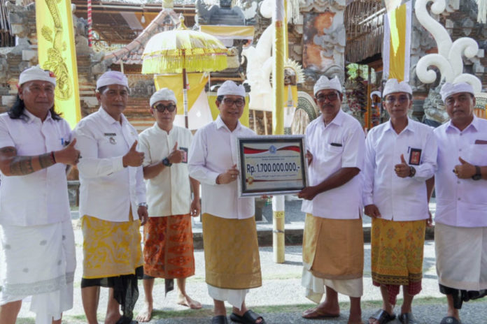 Karya Ngenteg Linggih Di Pura Pucak Arantaja, Bupati Adi Arnawa Tegaskan Komitmen Kesejahteraan Petani 1