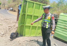 Kecelakaan Truk dan Minibus di Gerokgak, WN Slovakia Alami Patah Tulang