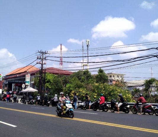Kelangkaan BBM di Bali Berisiko Picu Inflasi, Kerugian Ekonomi Capai Miliaran Sebulan