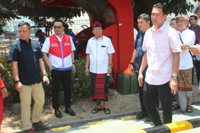 Kembali Kunjungi Depo Pesanggaran, Gubernur Koster Pastikan Pertamina Percepat Distribusi BBM Ke SPBU 1