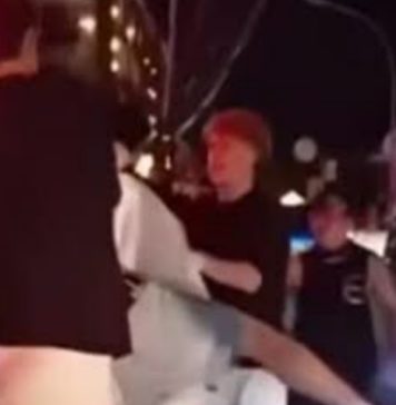 Diduga Mabuk, Bule Australia Bikin Onar hingga Pukul Satpam di Seminyak