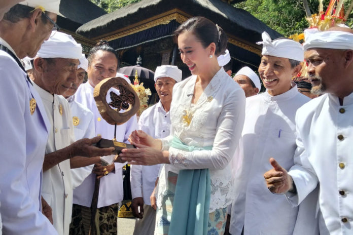 Menpar Widiyanti Hadiri Karya Tawur Agung Manca Wali Krama Di Pura Hulundanu Batur Desa Adat Songan 1