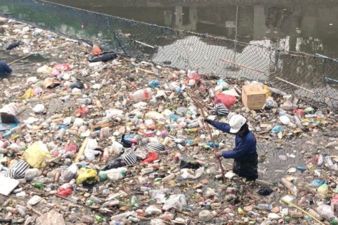 Musim Hujan Dimulai, Volume Sampah Sungai Di Denpasar Naik Hingga 3,6 Ton Per Hari 1