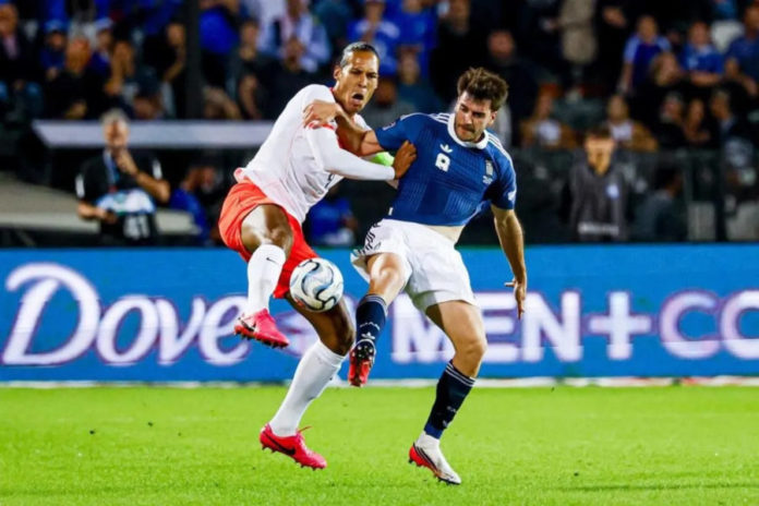 Nyaris Tumbang, Belanda Bangkit Tahan Yunani 1