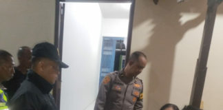 Pelaku Penusukan di Jalan Soka Diburu