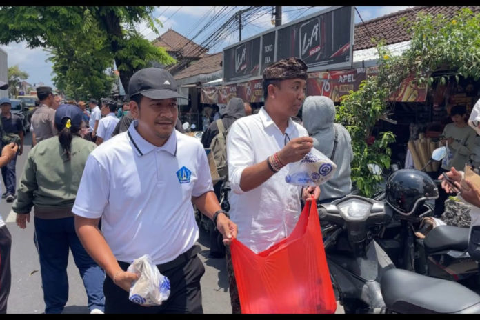 Pemkab Badung Distribusikan Logistik Di 38 SPBU 1