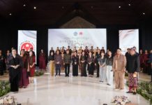 Perkuat Eksistensi Wastra Bali, Dekranasda Bali Fashion Road Show Digelar di Gianyar