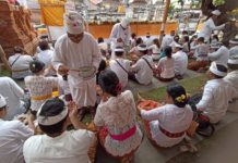 Persembahyangan Hari Raya Saraswati di Pura Jagatnatha, Pengempon Antisipasi Kepadatan di Malam Hari