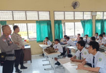 Polsek Gianyar Bentengi Siswa SMPN 2 dari Penyalahgunaan Narkoba dan Aksi Perundungan