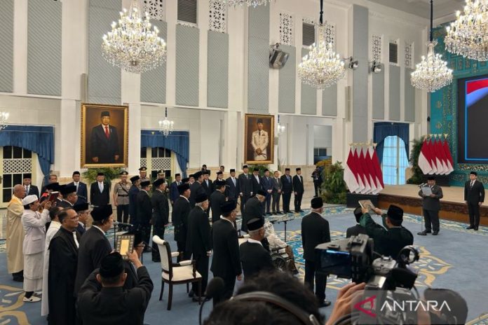 Prabowo Lantik Wantimpres, Pratikno Jabat Ketua 1