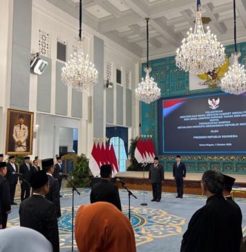 Presiden Reshuffle Kabinet, Lantik KSP hingga Menteri Luar Negeri