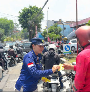 Antisipasi Pengantre BBM Tumbang, Polres Tabanan Siagakan Tim Medis