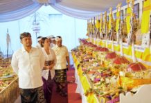 Semangat Menyama Braya, Desa Adat Punggul Gelar Karya Massal di Balai Budaya