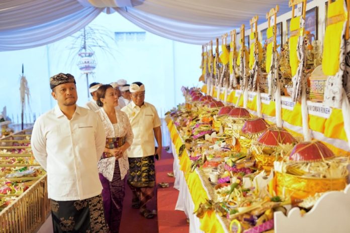 Semangat Menyama Braya, Desa Adat Punggul Gelar Karya Massal Di Balai Budaya 1