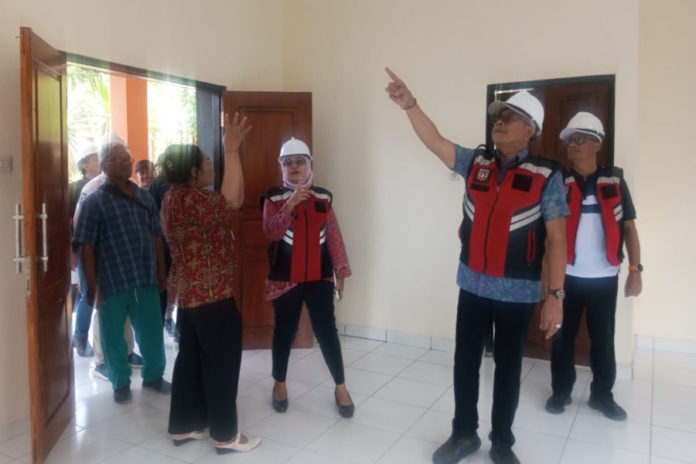 Sidak Revitalisasi SDN 1 Dan SDN 2 Bukit, Bupati Gus Par Ingatkan Rekanan Utamakan Kualitas 1