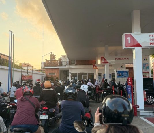 Soal BBM Langka di Bali: Penindakan Penimbun Diapresiasi, Pertamina Diminta Beri Kompensasi Warga Terdampak
