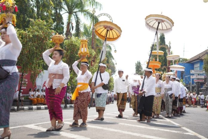 Sradha Bhakti Dan Kebersamaan, Pemkab Gianyar Gelar Mendak Ida Bhatara Padmasana Diiringi Peed Agung 1