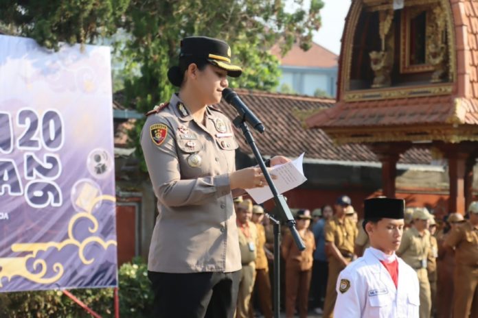 Tangkal Hoak, Polres Gianyar Bangun Karakter Generasi Muda Tingkatkan Literasi Digital 2