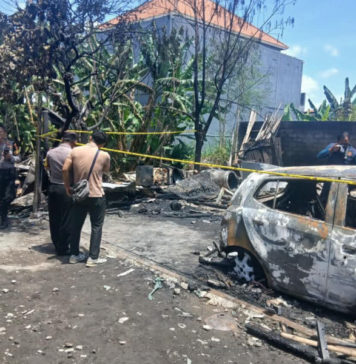Tempat Potong Ayam di Kesiman Terbakar, Kerugian Rp300 Juta