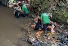TPS Liar Masih Marak, Sampah Dua Truk Bersihkan Bantaran Yeh Dati