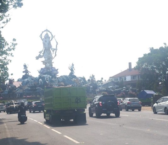 Urai Kemacetan di Titi Banda, Polsek Dentim Optimalkan Peran Polantas