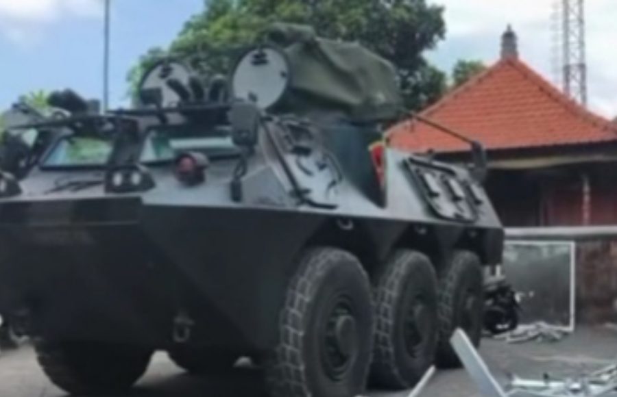 Viral Kendaraan Tempur Parkir di Unud, Ini Penjelasan Kodam